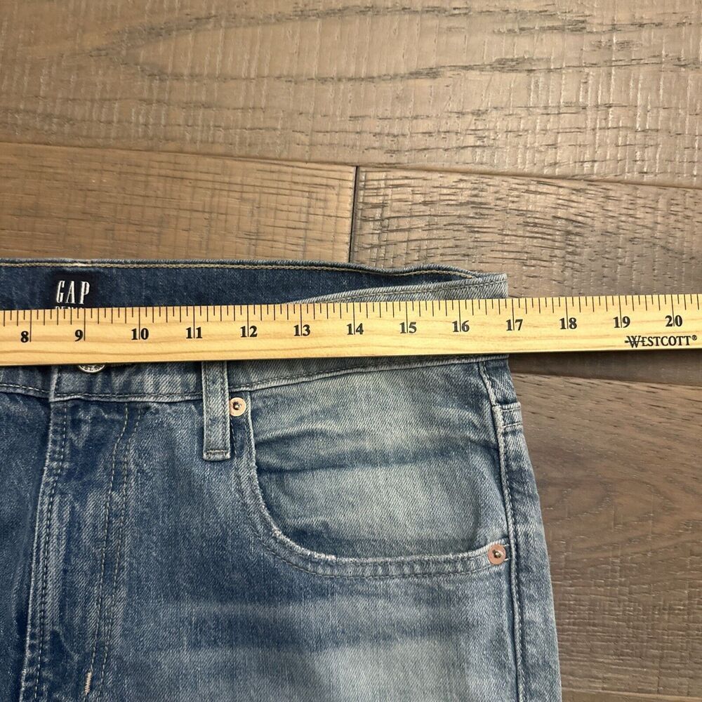 GAP Ankle Flare Jeans Wmn Sz12 31x28 Light Blue Distressed Raw Hem 90s Y2K - Picture 4 of 10
